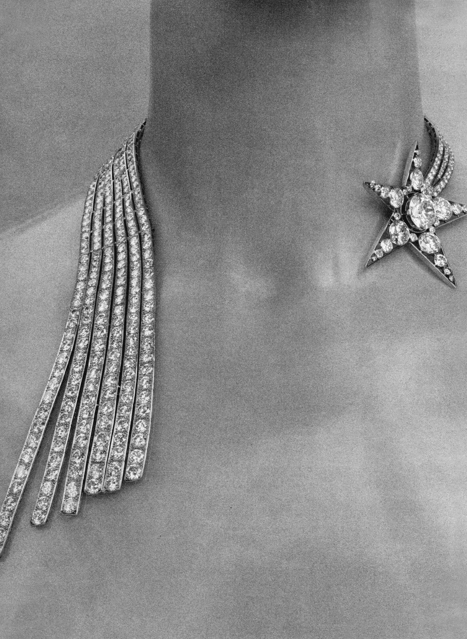 coco-chanel-jewelry-necklace-refined-magazine-542386015