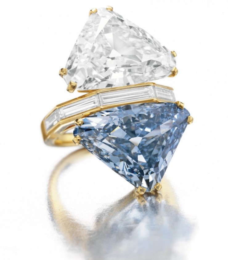 BULGARY_BLUE_DIAMOND_RING