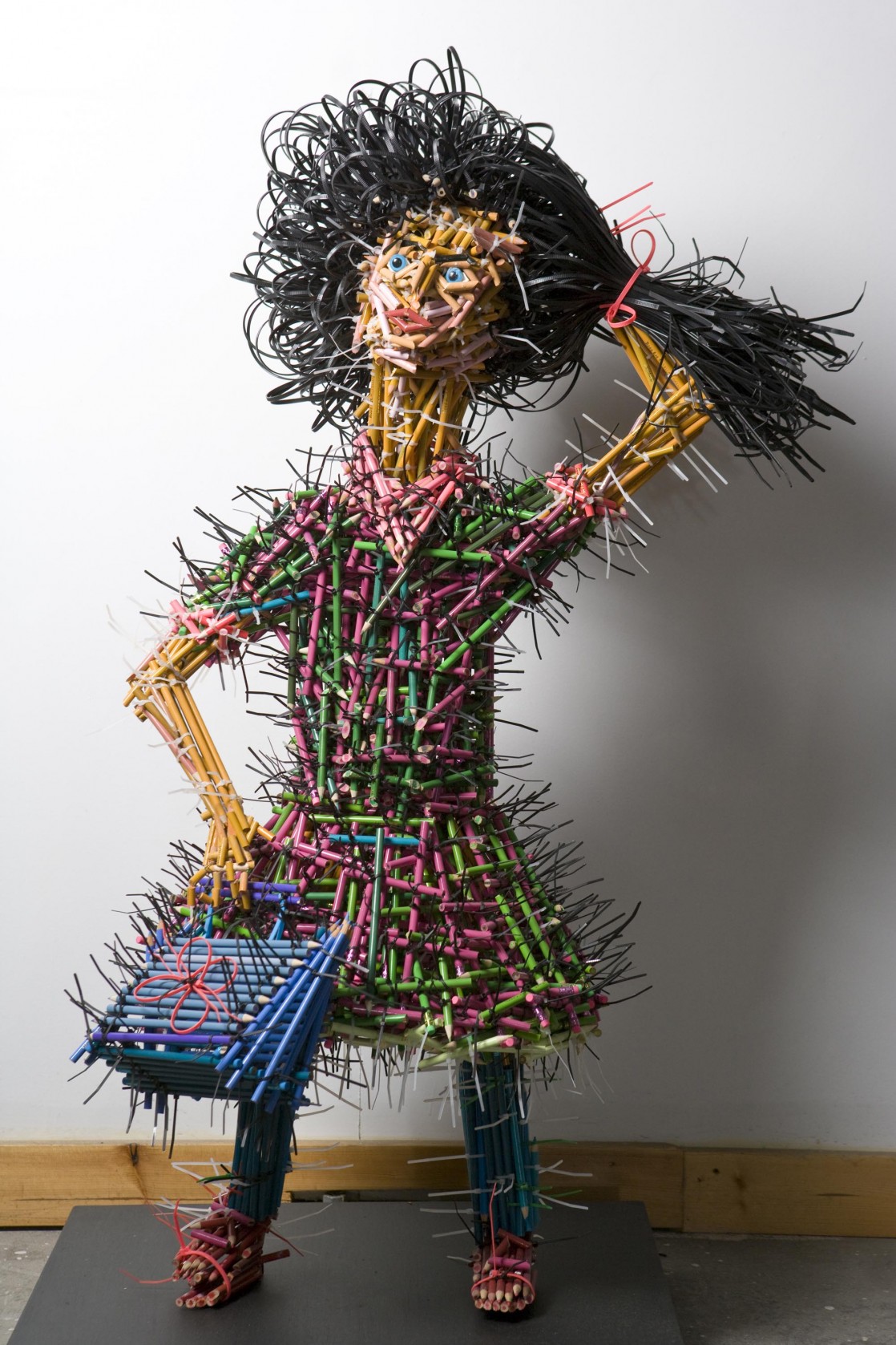 PENCIL_SCULPTURE_ART_YEET_MAGAZINE-3