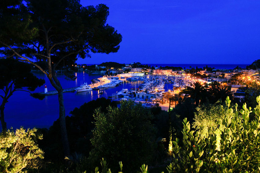 unique-panoramic-view-french-riviera-dream-villa-exotic-yeet-magazine