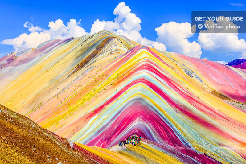 Rainbow-Mountain