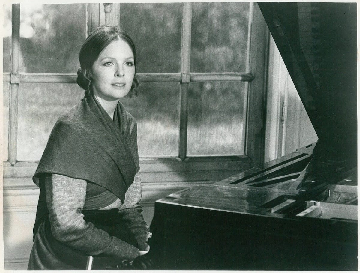 Diane Keaton’s Death: Remembering a Hollywood Legend Through Rare Photos