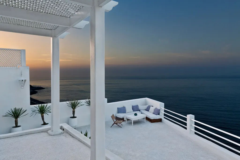 9 Airbnbs You Will Want to Rent Just for the View