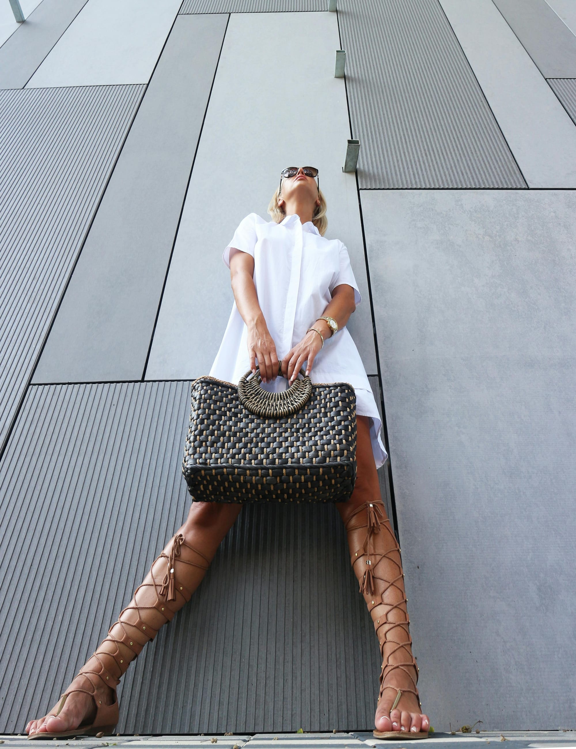 Shop Luxury Designer Handbags At 70% Off