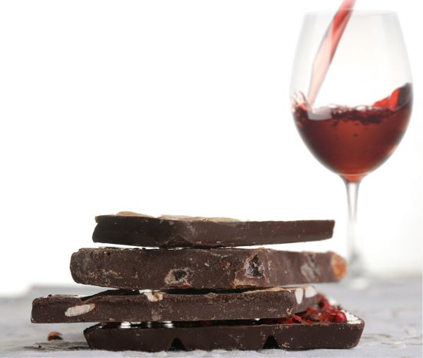 Lose weight on a diet of red wine and chocolate?