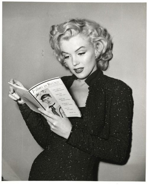 Marilyn Monroe Read 5 Books A day, Many Of Which Were Written By Female Authors.