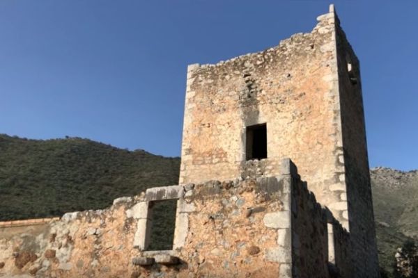 Couple buys abandoned tower and converts it into a special vacation home