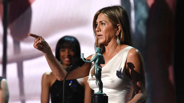 Jennifer Aniston Announces She Has Walked Aways From Friends Who Refuse To Get Vaccinated