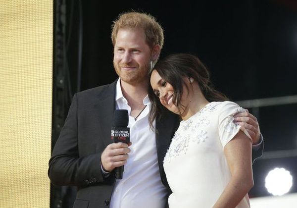Why Meghan Markle And Prince Harry Are Under Pressure From Netflix?