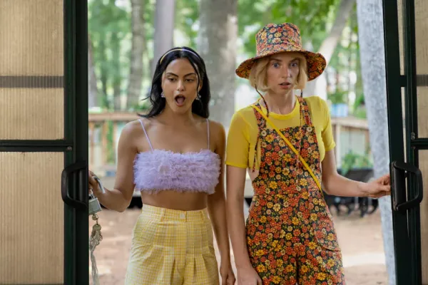 Netflix Fashion  Watchlist : What To Watch  For Fashion If  You’re A Fashion Lover.
