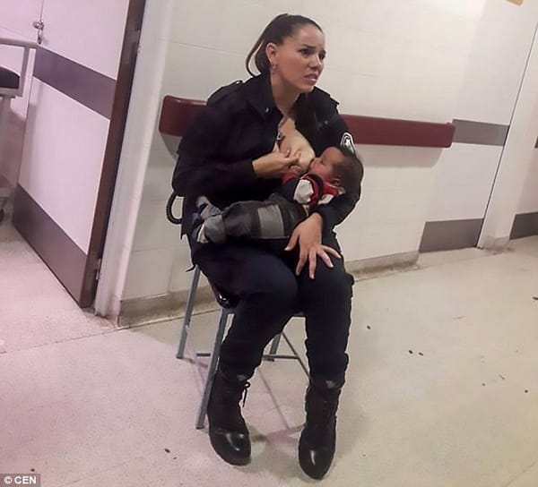 Celeste Ayala : Argentinian Police Officer Who  Breastfeed A Baby While On Duty Gets Promotion